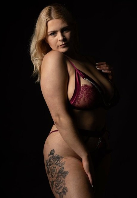 kandimay OnlyFans XXX