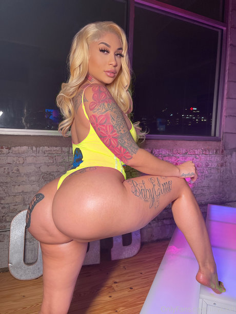 Lilly Kash OnlyFans-Rezensionen