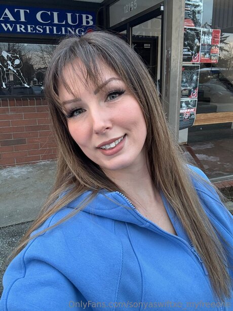 Sonyaswiftxo Myfreeone NurlyFans-Pornos