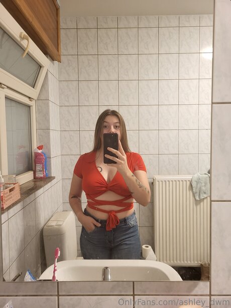 Ashley Dwm OnlyFans XXX