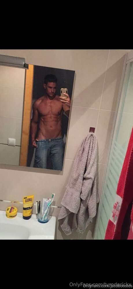 Tyroderickx OnlyFans Nacktbilder geleakt