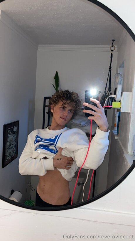 Reverovincent OnlyFans X