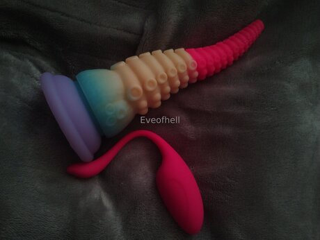 Eveofhell OnlyFans Strip