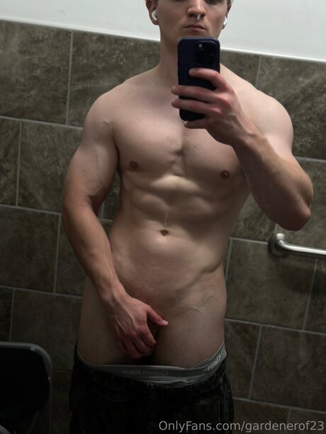 Gardenerof23 OnlyFans öffentliche Fotos OnlyFans