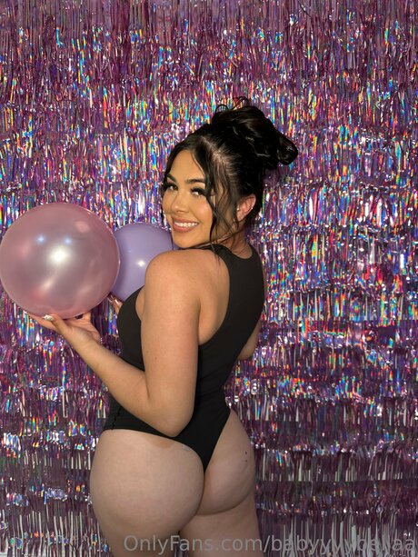 Babyyyybellaa OnlyFans Leaj