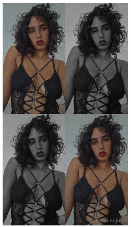 Your Owner Juli3t OnlyFans nackte Brüste