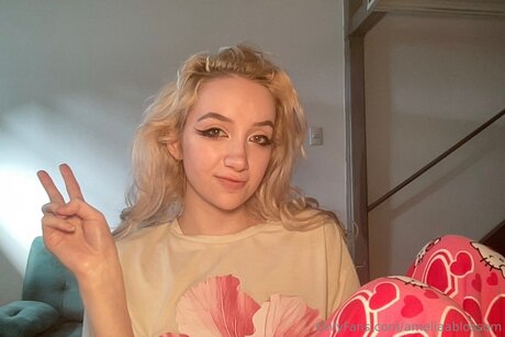 Ameliaablossom OnlyFans Nacktbilder