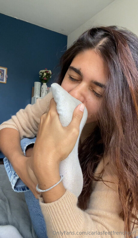 Carlasfeetfrenchgirl Leak von OnlyFans-Inhalten