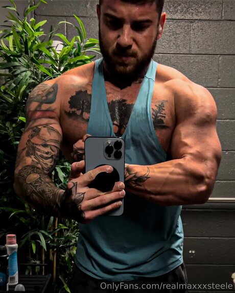 Realmaxxxsteele OnlyFans Archiv