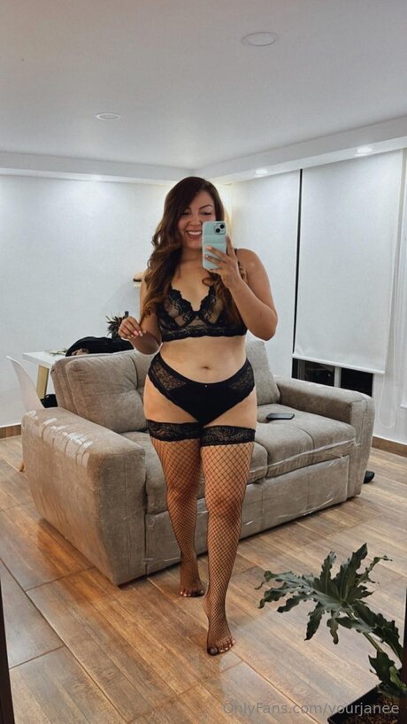 Yourjanee OnlyFans Dirtyship geleakt