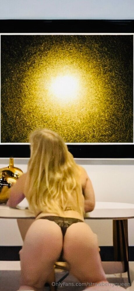 Strawberryqueen XXX OnlyFans