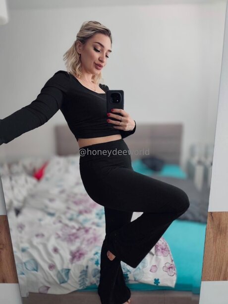 Honeydeeworld Heiße OnlyFans Inhalte