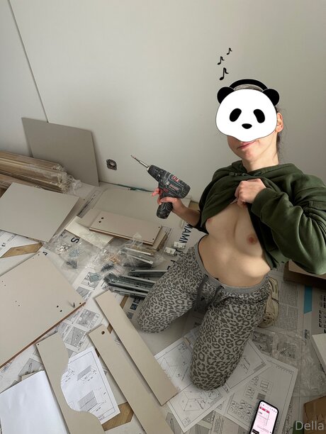 Ohmydella Oben ohne OnlyFans