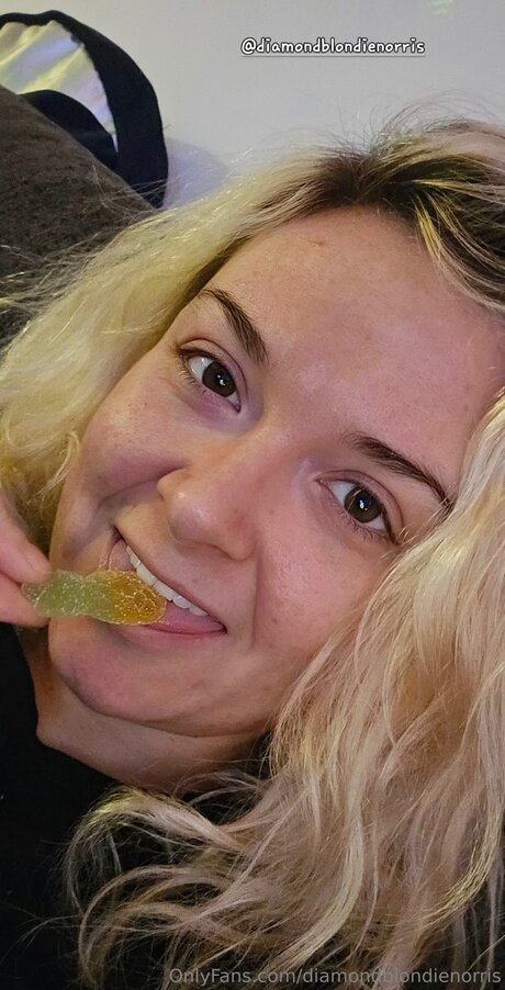 Diamondblondienorris OnlyFans Porn Nackt