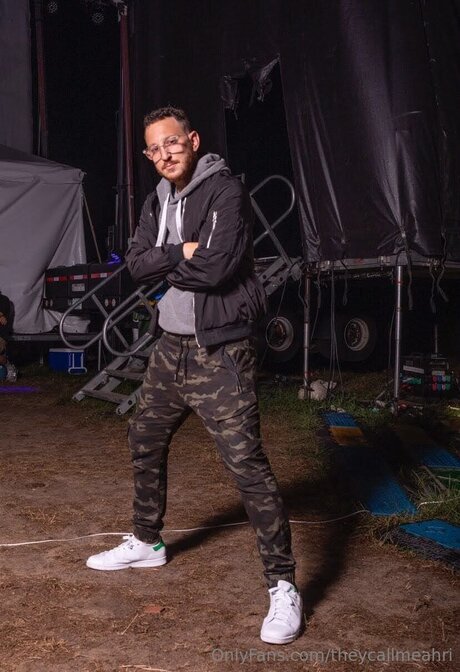 Theycallmeahri OnlyFans Pornografie