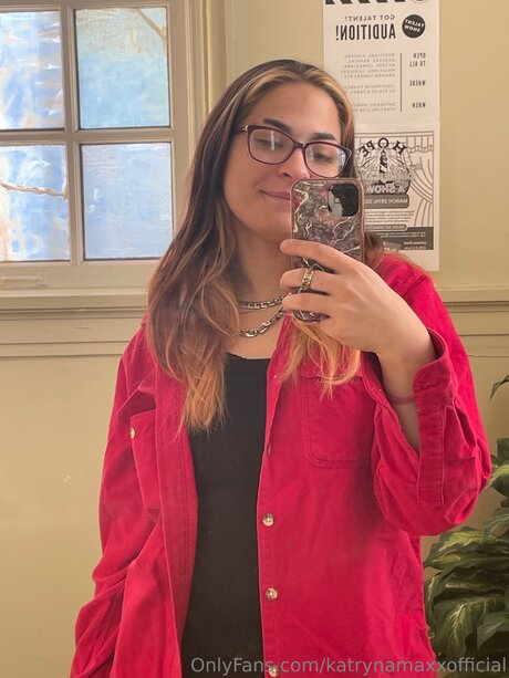 Katrynamaxxofficial OnlyFans Arsch Leak