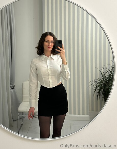 Curls Dasein OnlyFans Sextape