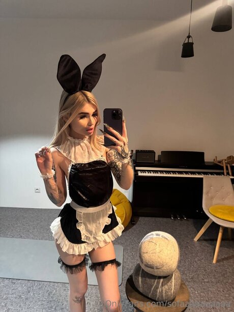 Sofaaaaaaaaaa Nacktbilder von OnlyFans geleakt