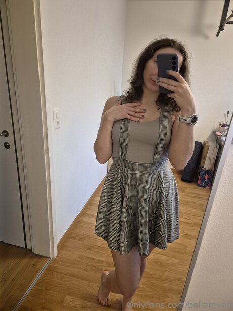 Bellareved OnlyFans Nacktbilder geleakt