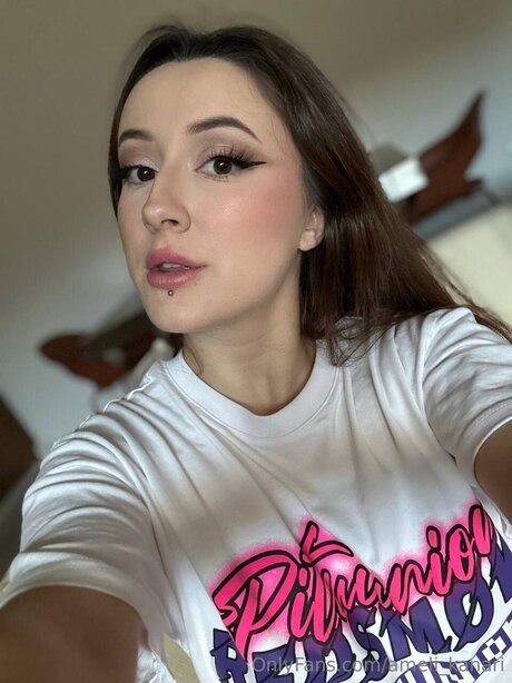 Ameli Kanari Leaks von OnlyFans