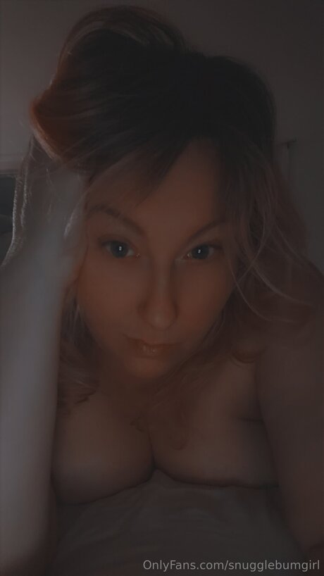 Snugglebumgirl XXX OnlyFans