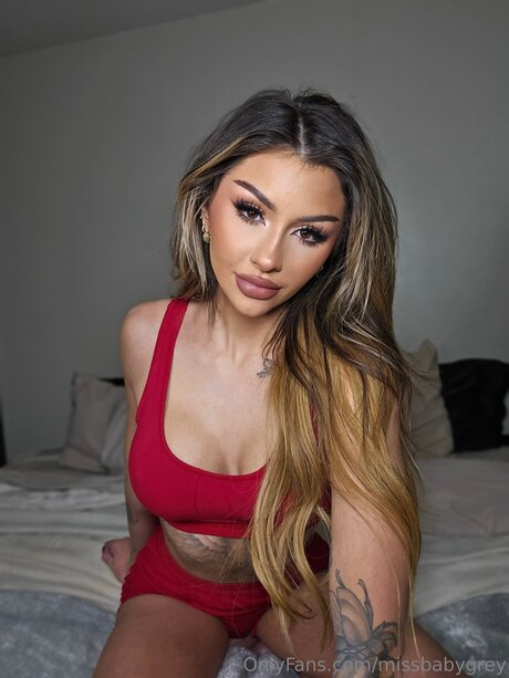 Missbabygrey OnlyFans explizite Inhalte