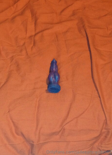 Jadeeatsrainbows NurlyFans-Brüste