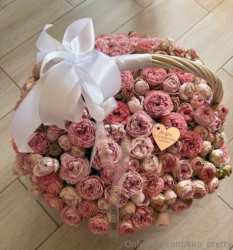 Kira Pretty OnlyFans Leak