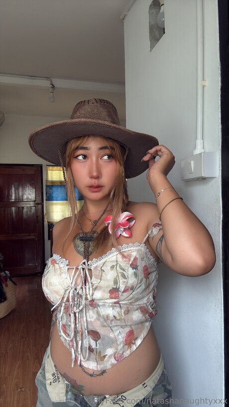 Natashanaughtyxxx OnlyFans Leak