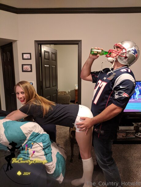 The Country Hotwife Nacktbilder von OnlyFans