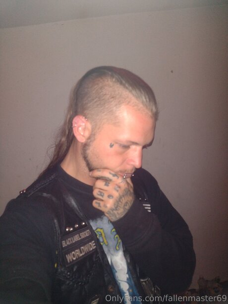 Fallenmaster69 Sexy OnlyFans