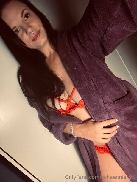 Schaennie 95 OnlyFans Nackt