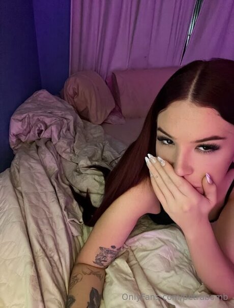 Petrabomb Nackt OnlyFans