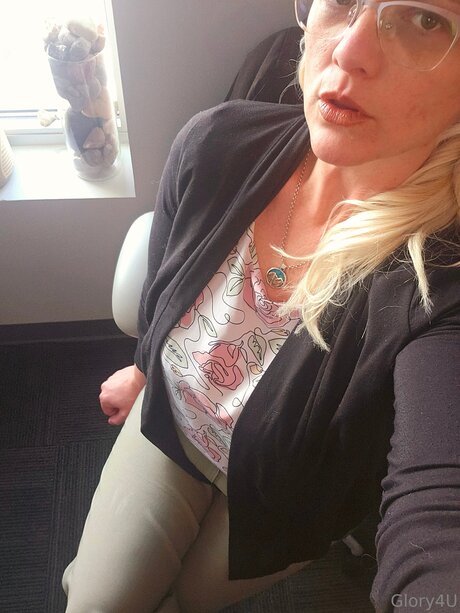 Glory4u OnlyFans Leaked