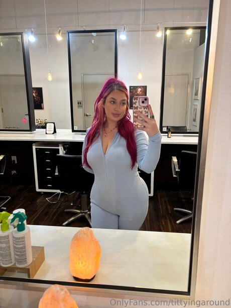 Tittyingaround OnlyFans geleakte Brüste