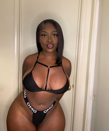 Chocolate Goddess OnlyFans Nacktbilder geleakt