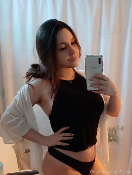 Junie Dyana OnlyFans Sex Leak