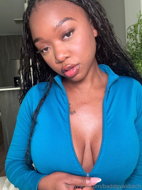 baddgyaldutch OnlyFans geleakte Brüste