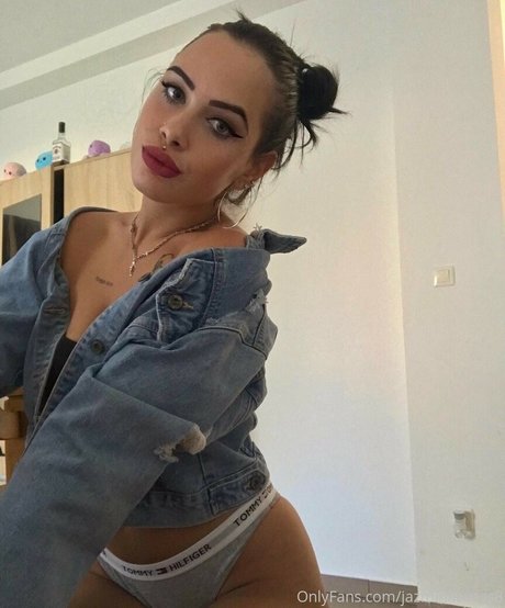 Kovacs Jazmin Nacktbilder von OnlyFans geleakt