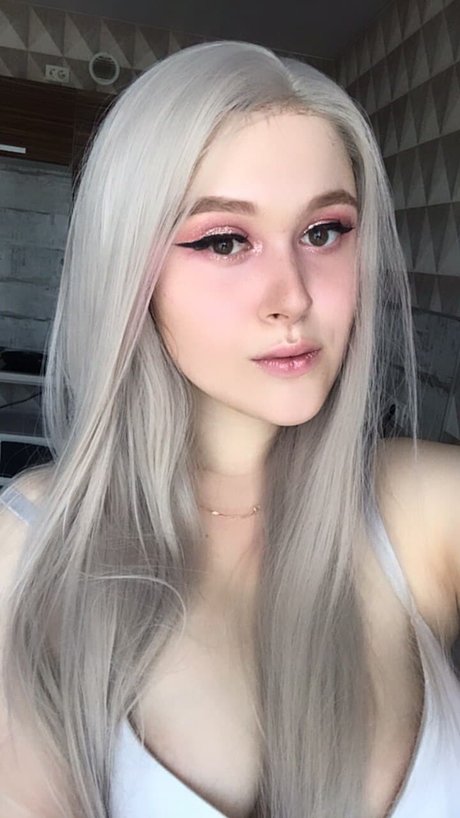 Devo4ka Askorbinka OnlyFans Nacktbilder