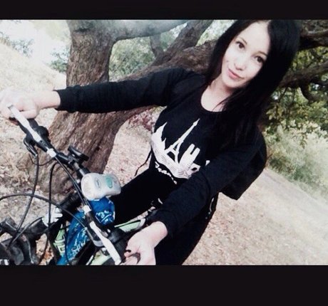 Ganja Babe Nacktbilder von OnlyFans