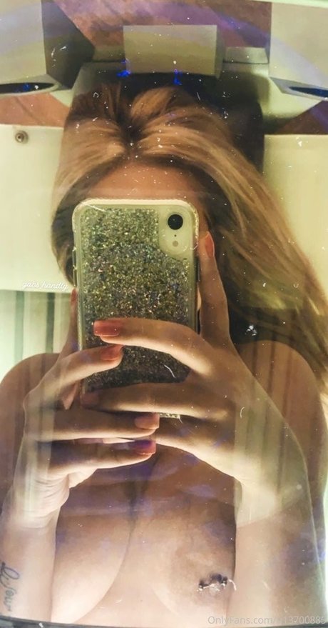 Gabs Handly OnlyFans geleakt