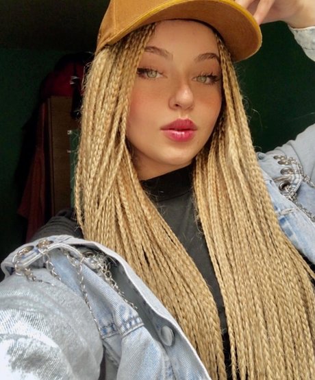 Lourdesazu OnlyFans-Bilder geleakt