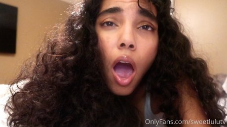 Sweet Lulu TV OnlyFans-Bilder