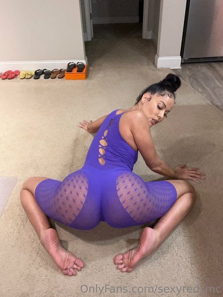 Sexy Red Nacktbilder OnlyFans Leak