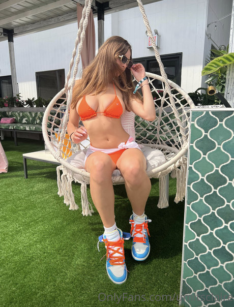 Claire Northfield Nackt auf OnlyFans