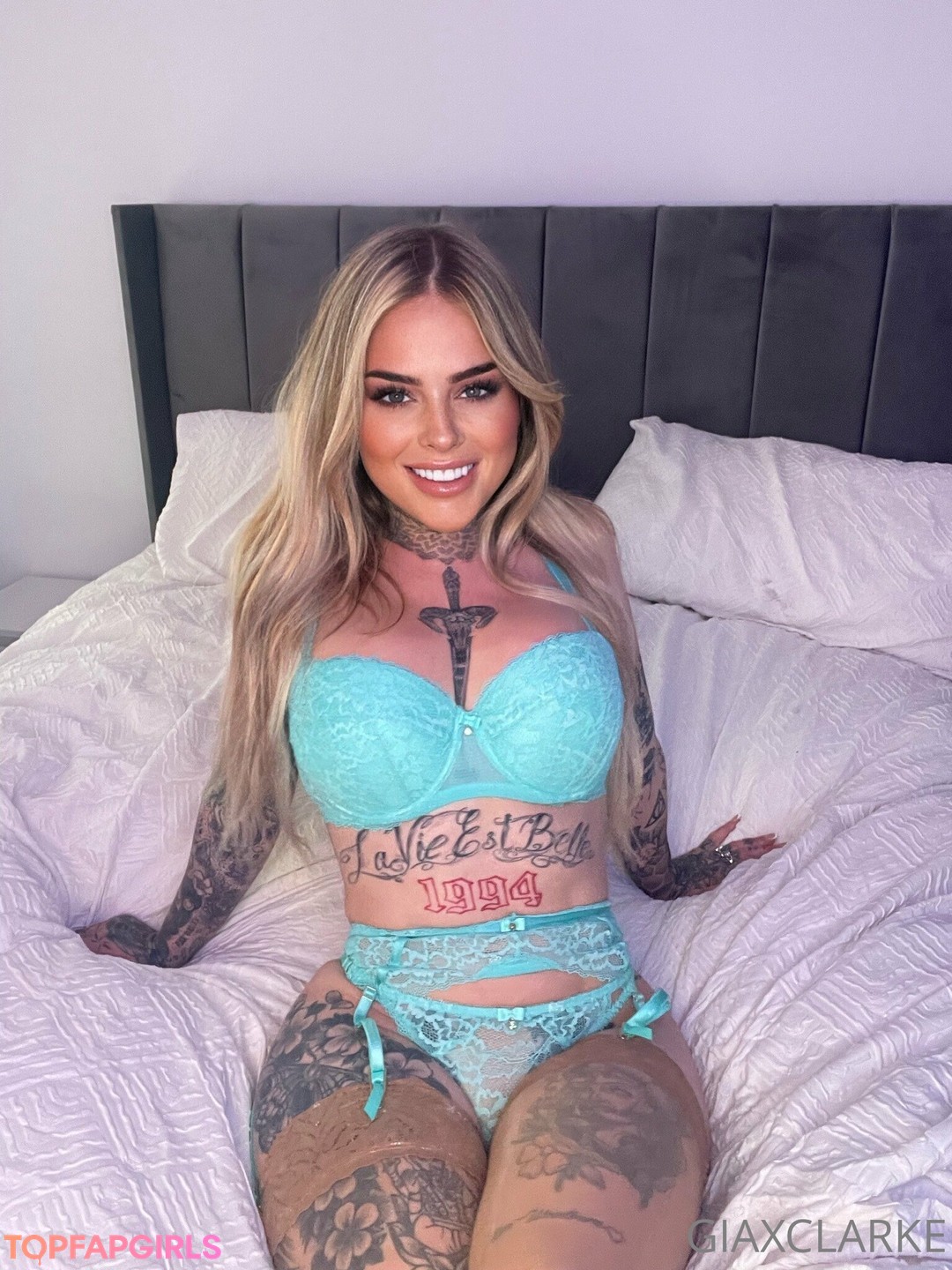 Gia Clarke Nackt auf OnlyFans