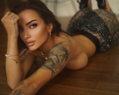 Cherry Rebelle OnlyFans Strip