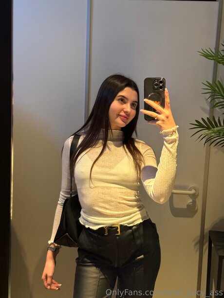 Ariel Juicy Ass OnlyFans Inhaltstyp