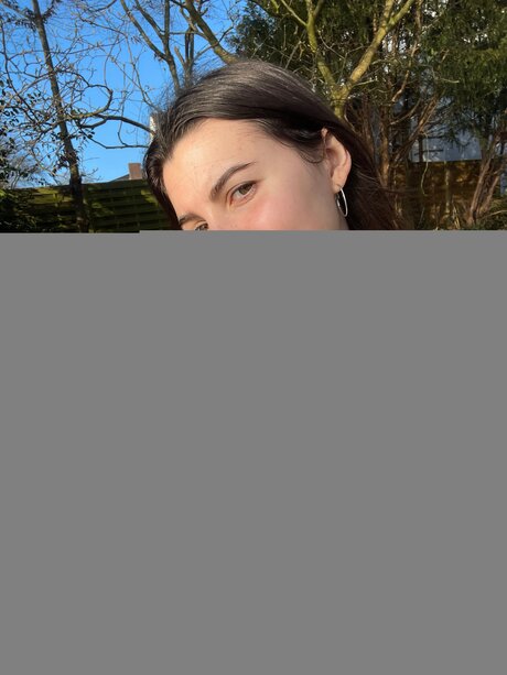 Ariel Juicy Ass OnlyFans schlank